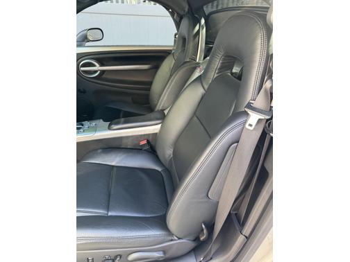 2005 Chevrolet SSR Base