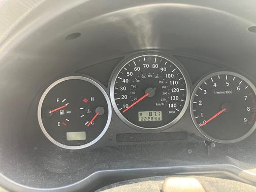 Beige 2005 Saab 9-2X Aero