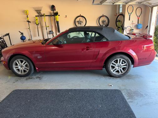 2005 Ford Mustang GT