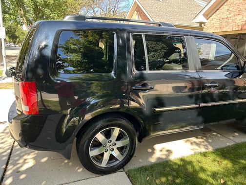 Black 2012 Honda Pilot Touring