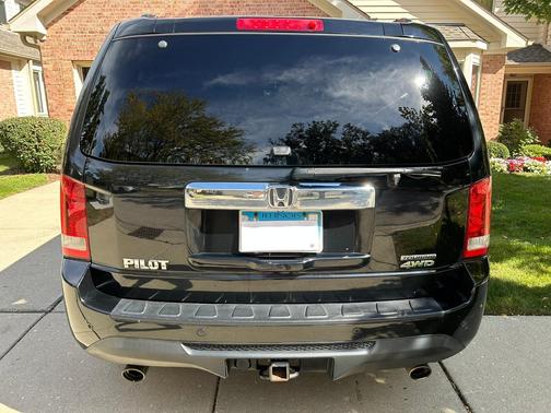 Black 2012 Honda Pilot Touring