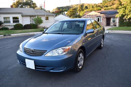 2002 Toyota Camry LE