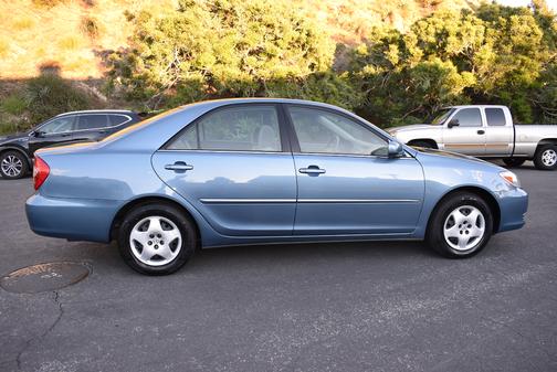 2002 Toyota Camry LE