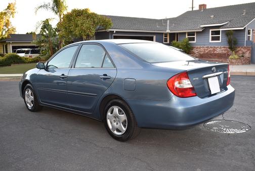 2002 Toyota Camry LE