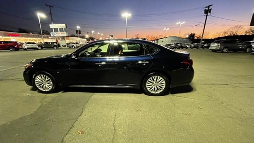 2016 INFINITI Q70L 3.7X
