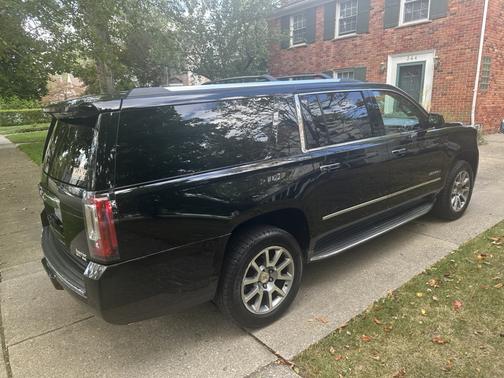 2016 GMC Yukon XL Denali