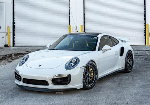 2015 Porsche 911 Turbo S