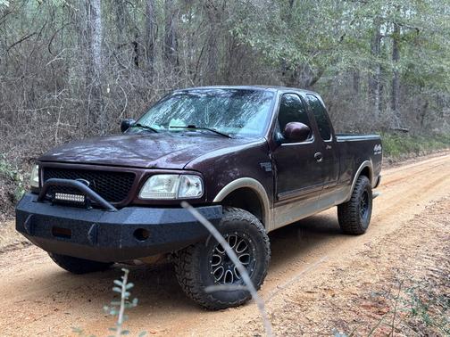 2000 Ford F-150 Lariat SuperCab