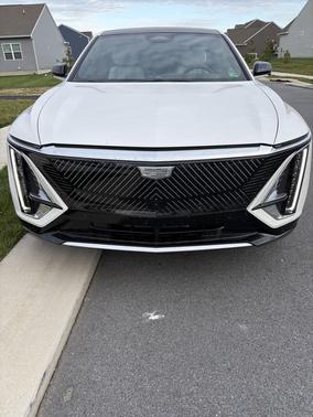 White 2025 Cadillac LYRIQ Luxury