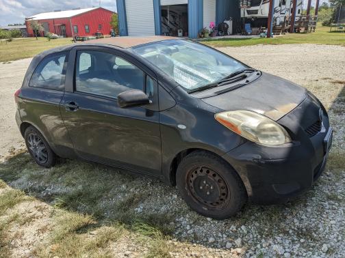 2009 Toyota Yaris Base