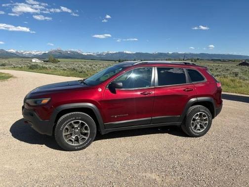 Red 2020 Jeep Cherokee Trailhawk