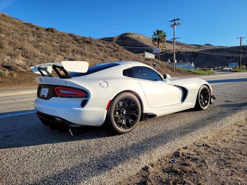 2015 Dodge Viper GTC