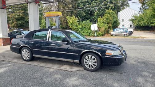 2007 Lincoln Town Car Designer