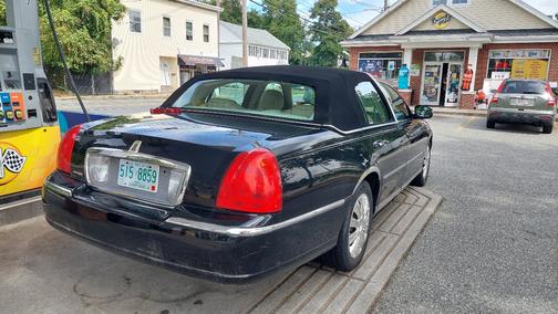 2007 Lincoln Town Car Designer