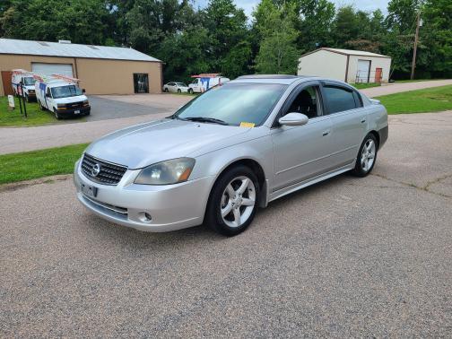 2005 Nissan Altima 3.5 SE