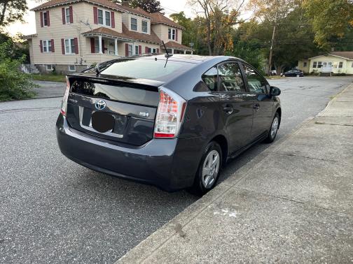 2010 Toyota Prius I