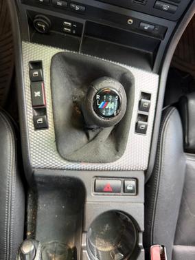 Black 2004 BMW 330 i