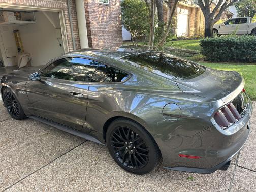 2017 Ford Mustang GT Premium