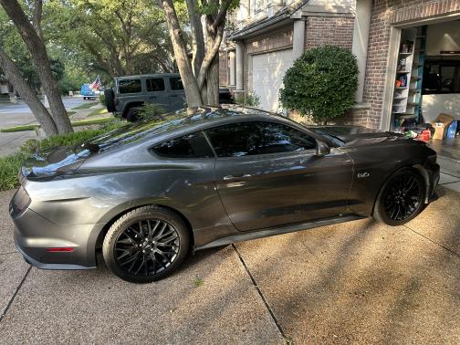 2017 Ford Mustang GT Premium