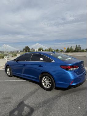 2018 Hyundai SONATA SE