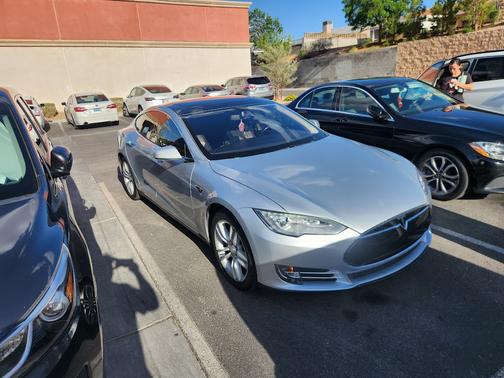 2013 Tesla Model S Performance