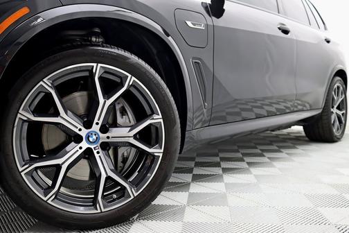 2023 BMW X5 PHEV xDrive45e