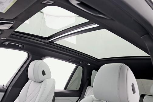 2023 BMW X5 PHEV xDrive45e