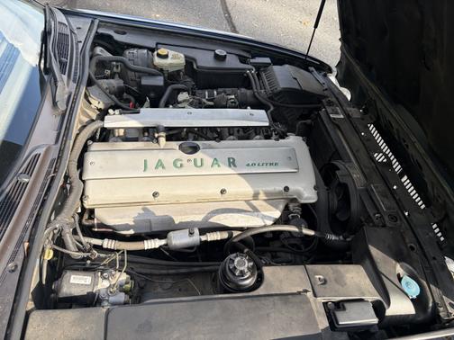 1996 Jaguar Vanden Plas Base