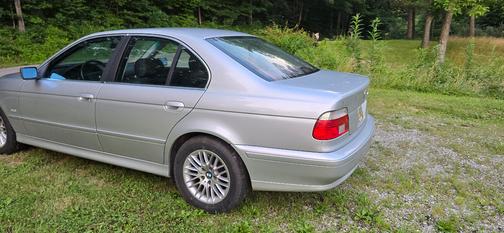 Silver 2003 BMW 530 i