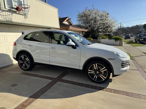 2014 Porsche Cayenne Cayenne S