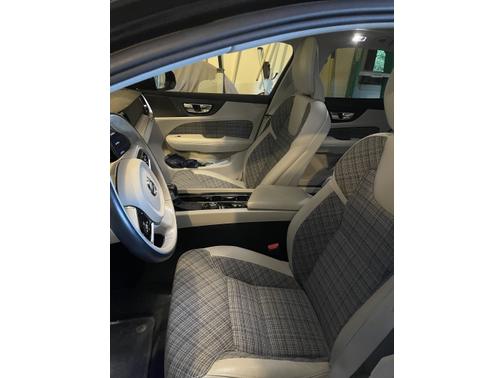 2020 Volvo V60 Cross Country T5