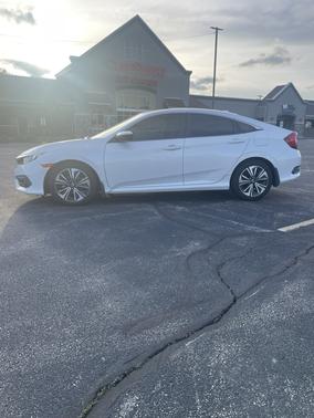 White 2016 Honda Civic EX-T