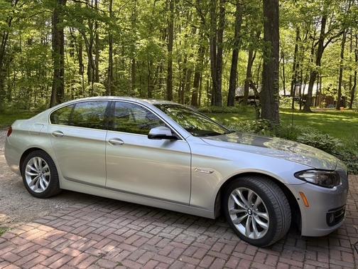 Silver 2016 BMW 528 i xDrive