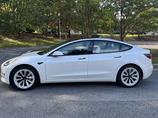 2021 Tesla Model 3 Standard Range Plus