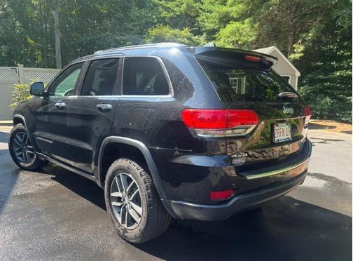Black 2018 Jeep Grand Cherokee Limited