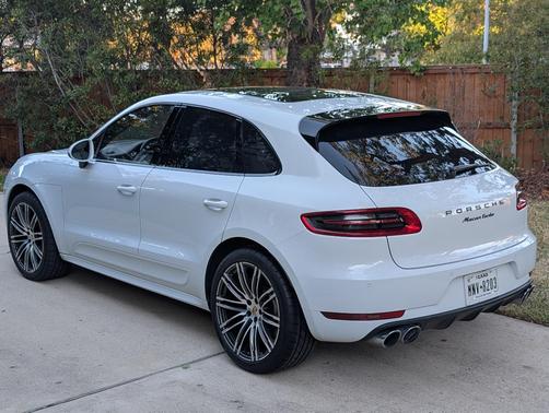White 2016 Porsche Macan Macan Turbo