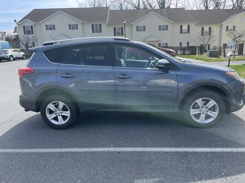 2013 Toyota RAV4 XLE