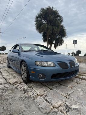 Blue 2004 Pontiac GTO Base