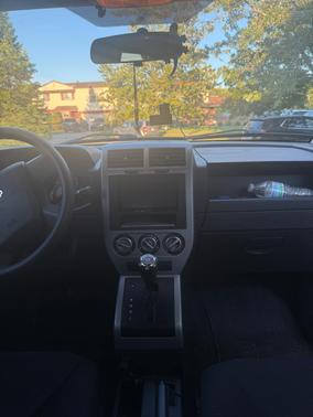 Silver 2007 Jeep Compass Sport