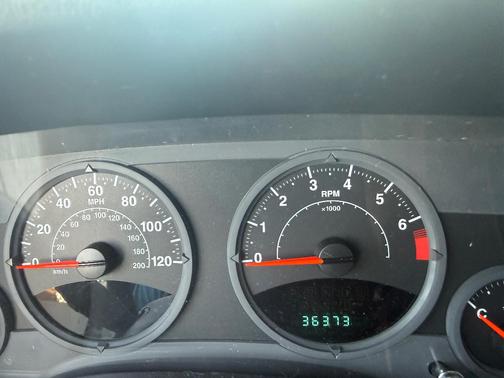 Silver 2007 Jeep Compass Sport