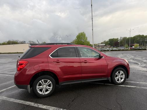 Red 2014 Chevrolet Equinox 2LT