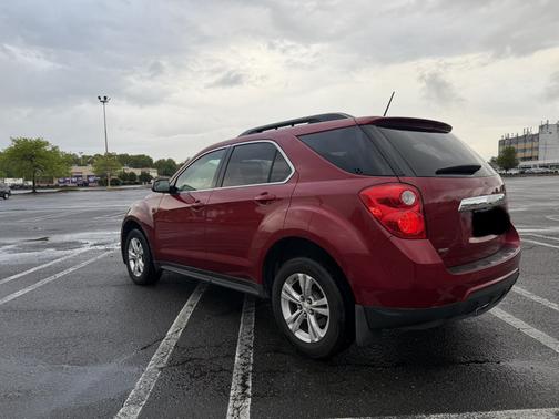 Red 2014 Chevrolet Equinox 2LT