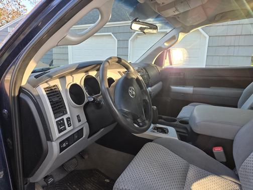 2007 Toyota Tundra Base
