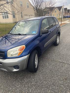 2004 Toyota RAV4 Base