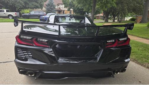 Black 2022 Chevrolet Corvette Stingray w/2LT