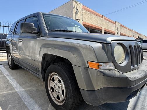 Gray 2013 Jeep Patriot Sport