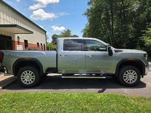 Silver 2024 GMC Sierra 2500 SLT