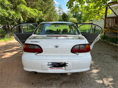 1999 Chevrolet Malibu Base
