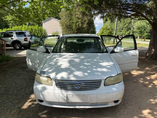 1999 Chevrolet Malibu Base