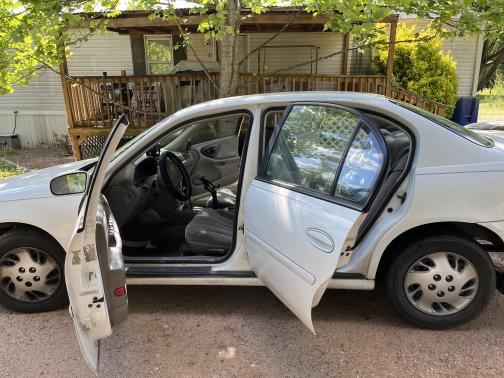 1999 Chevrolet Malibu Base